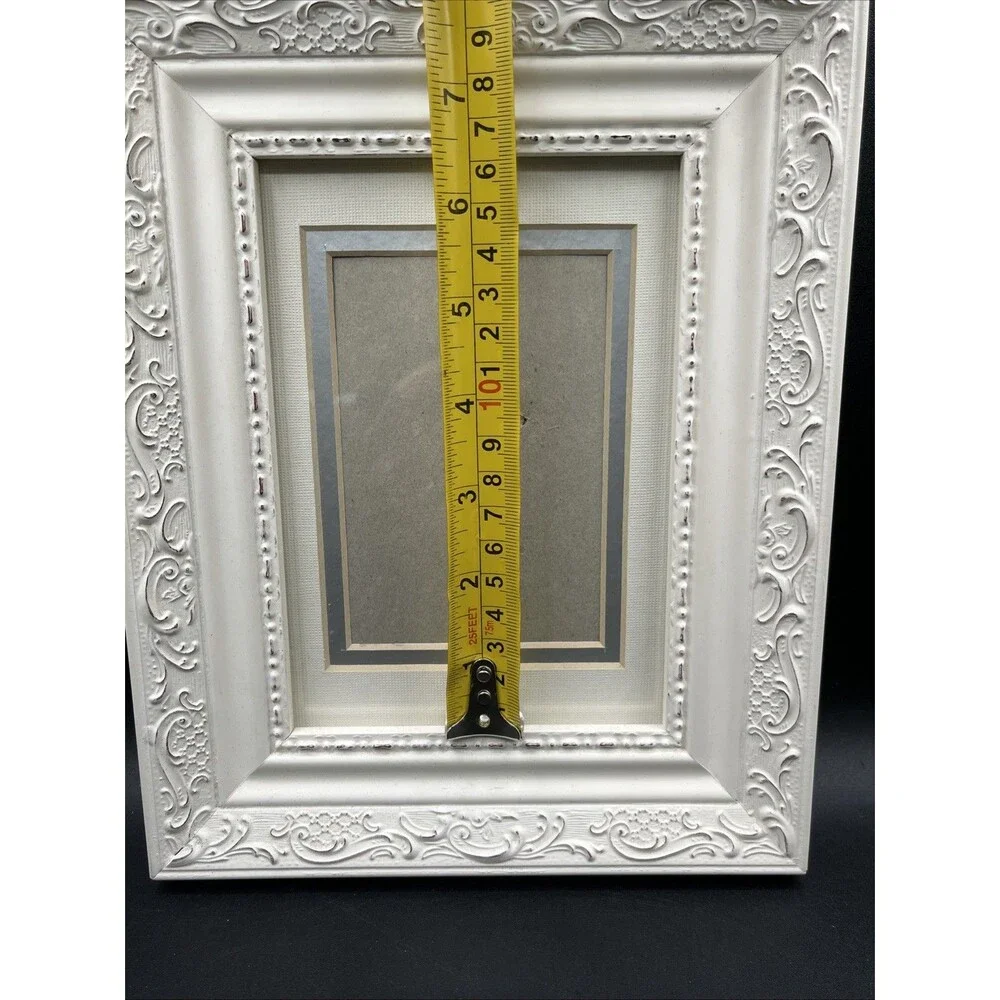 Vintage Style 5” X 7” White Wooden Picture Frame Beautiful Ornate Design